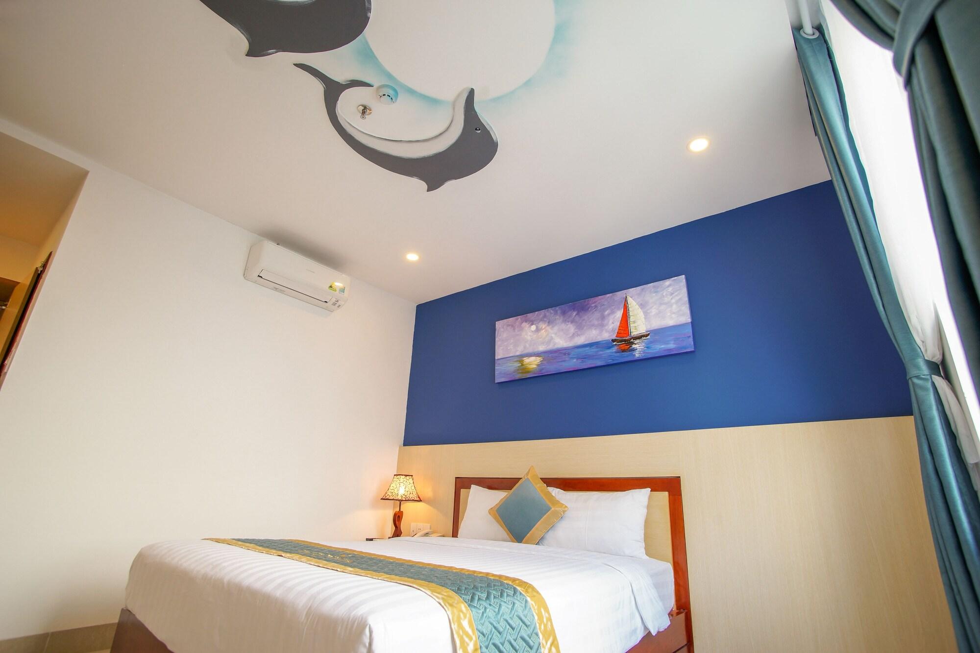 Maxhome Luxury Hotel