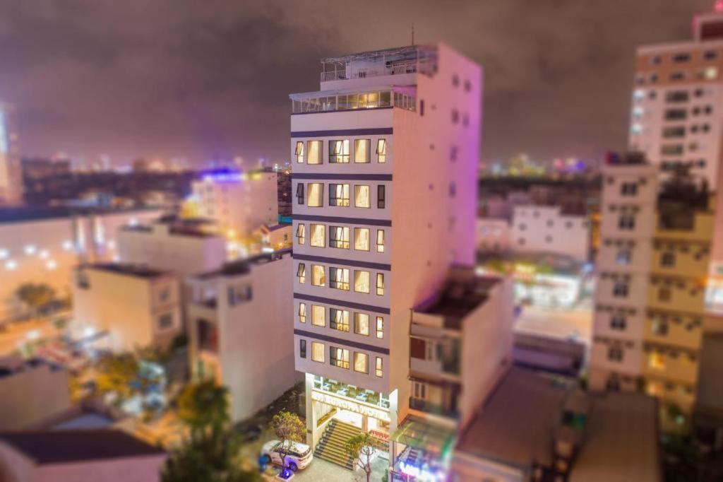 Maxhome Luxury Hotel